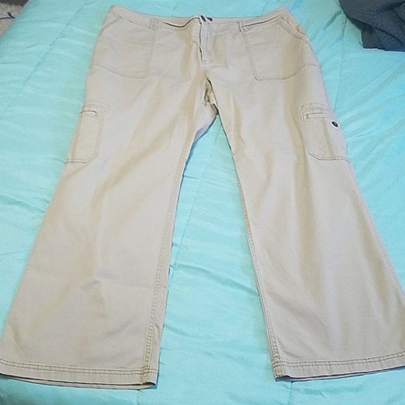 Merona Pants - Marina stretch cargo pants 22W Merona Pants - Marina stretch cargo pants 22W
